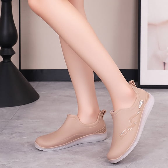 XIMIN Men's Stylish Short Rain Boots Solid Color Slip-On Chef Work Shoes Non-Slip Waterproof Work Boots Outdoor Labor Shoes Comfortable All-Season Rain Shoes