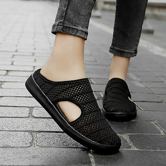 XIMIN Water Shoes for Women Men Mesh Wide Width Quick Dry Lightweight Aqua Barefoot for Beach Swim Pool Surf Yoga Sports Lightweight Breathable Non-Slip (42, Black)