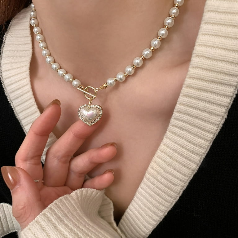Fake pearl deals necklaces for decorating