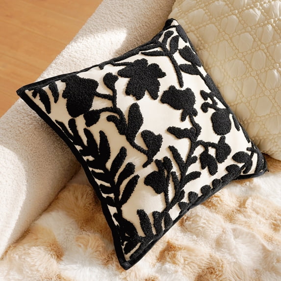 XUEJIN Cream French Style Floral Tufted Throw Pillow Cover 18x18, Decorative Velvet Cushion Case for Sofa Couch Living Room Bedroom Decor
