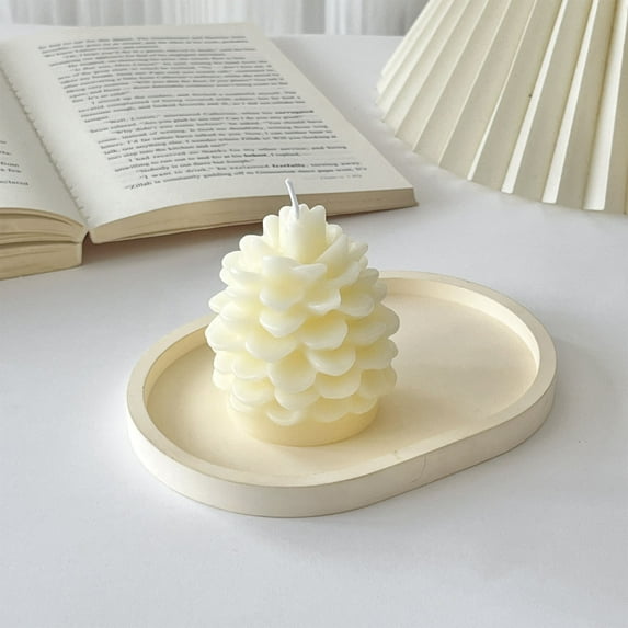 XYAIYT Christmas Pinecone Aromatherapy Candle Christmas Decorations Christmas Mantel Decor Soy Wax Long Burning Scented Candle for Cozy Holiday Mantels Tables and Home Ambiance 4.7in Beige