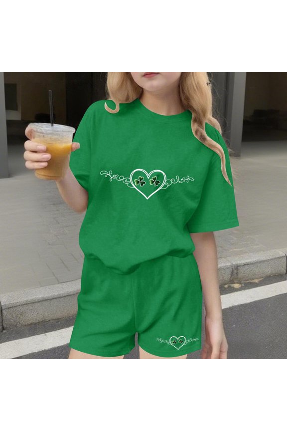 2 Piece Kids Heart & Small Shamrock Print T-Shirt Short Sleeve Round Neck Tops Workout Shorts Set St. Patrick's Day Casual Wear, 4T-15Y