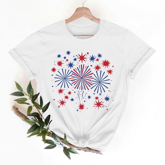 Xdegoge American Flag Firework Graphic Tee Shirt for Women Short Sleeve Crewneck Casual Summer Loose Fit Independence Day Celebration Fireworks Show Holiday Shirts