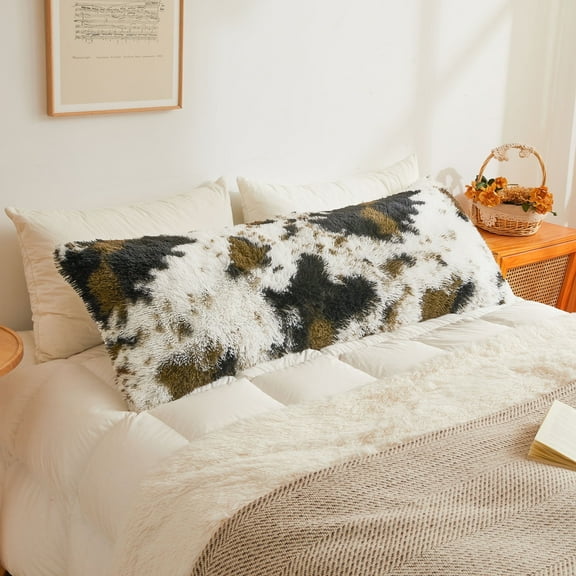 XeGe 20x54 Fluffy Body Pillow Cover, Cow Print Plush Fuzzy Faux Fur Body Pillowcase with Zipper, Farmhouse Shaggy Furry Long Pillow Cover for Pregnant Women Side Sleeper, Cow Print Brown