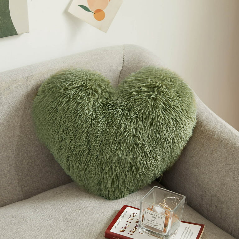 SHAGGY FLOKATI COUCH PILLOW