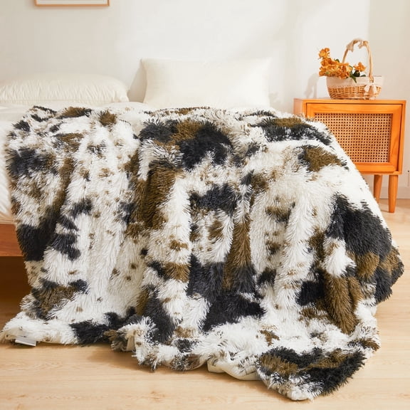 XeGe Luxury Faux Fur Blanket, Soft Cow Print Big Fluffy Bed Blanket, Shaggy Plush Decorative Couch Throw, Cute Furry Animal Print Fuzzy Throw for Bedroom Living Room, Cow Brown, 60x80