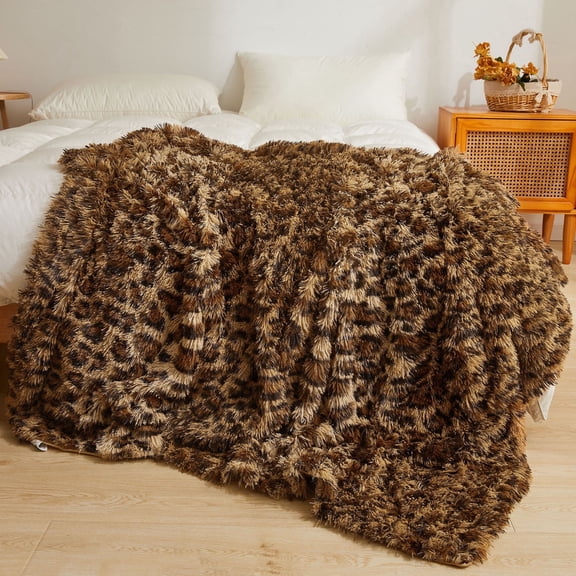 XeGe Luxury Faux Fur Leopard Print Blanket, Soft Cheetah Patterned Fluffy Bed Blanket, Shaggy Plush Decorative Couch Throw, Cute Furry Animal Print Fuzzy Throw for Sofa Bed Couch, Brown, 60x80
