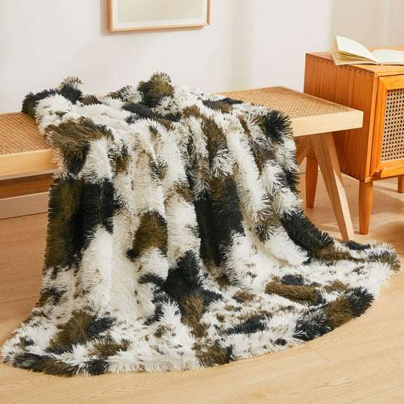 XeGe Luxury Faux Fur Throw, Soft 50x60 Cow Print Fluffy Blanket, Shaggy Plush Decorative Couch Throw, Cute Furry Animal Print Farmhouse Fuzzy Blanket for Sofa Bed, Cow Print Brown