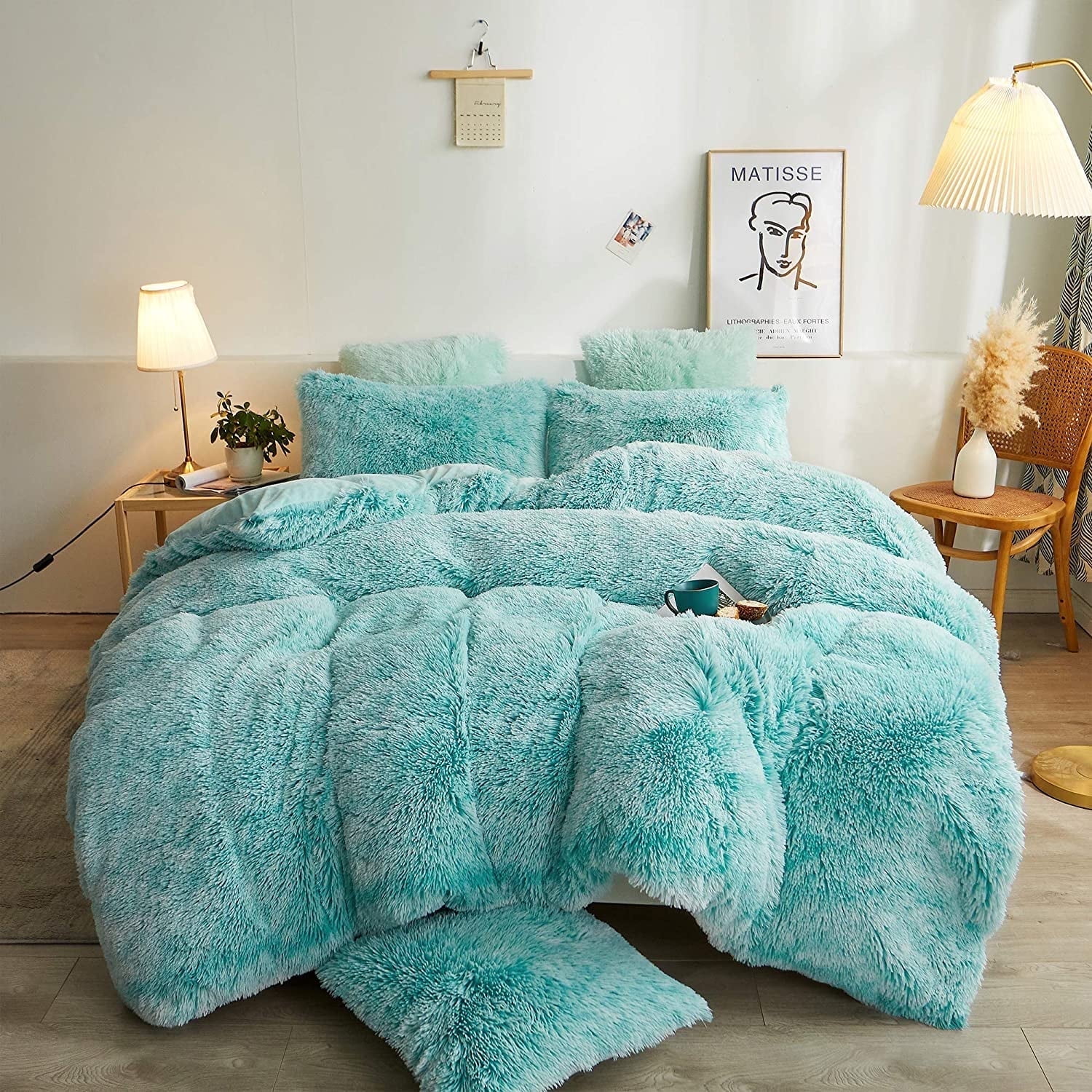 XeGe Luxury Plush Shaggy Duvet Cover Set, Soft Faux Fur Fuzzy Comforter Cover Set, 3 Pieces Fluffy Bedding Sets(1 Furry Duvet Cover + 2 Throw Pillow Shams), Zipper Closure, Queen Size, Aqua Ombre