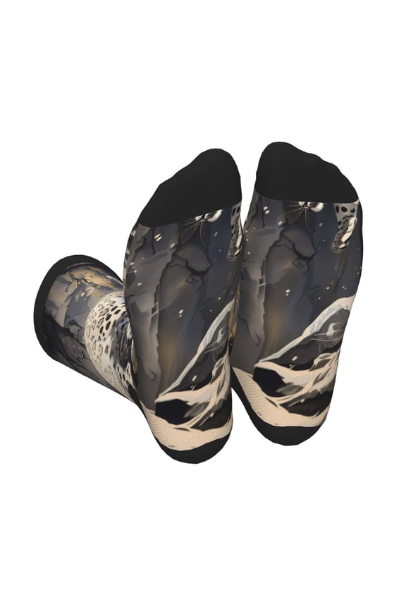 Graceful Snow Leopard Print Crew Socks for Men and Women, Men's Soft Moisture-wicking Sock