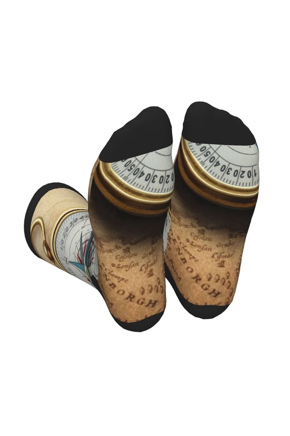 Magnetic Old Compass On World Map Print Crew Socks for Men and Women, Men's Soft Moisture-wicking Sock