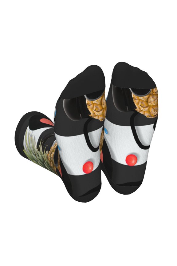 Pineapple With Black Glasses Print Crew Socks for Men and Women, Men's Soft Moisture-wicking Sock