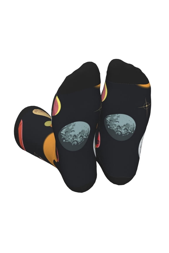 Planets And Their Moons Print Crew Socks for Men and Women, Men's Soft Moisture-wicking Sock
