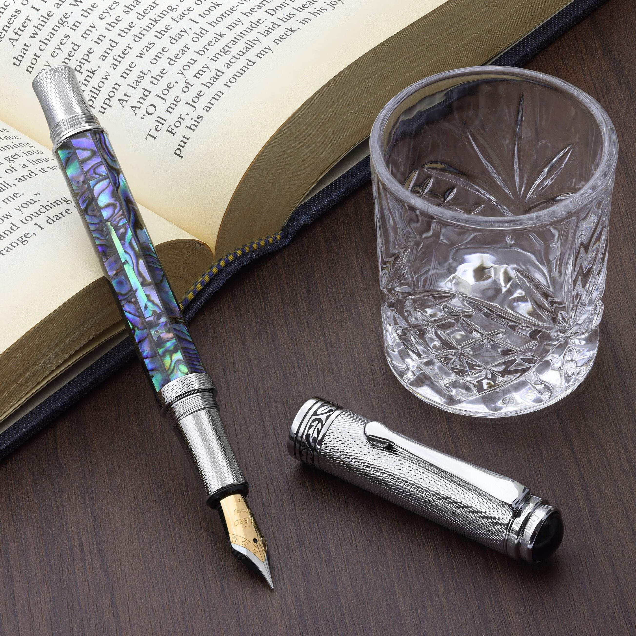 Xezo Xezo Maestro® Paua Abalone Sea Shell Fountain Pen (Fine Nib) - Chrome Plated