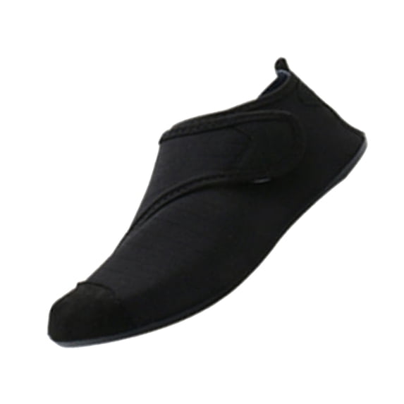 Xfvqtps Water Shoes for Men and Women Aqua Socks for Swimming Beach Walking Quick Drying Barefoot Shoes for Snorkeling Yoga Flexible Sole Black