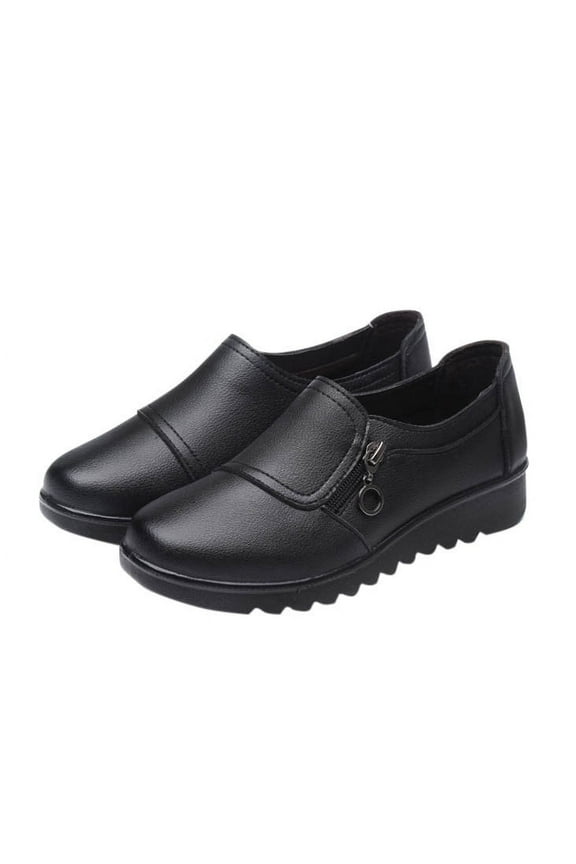 Womens Leather Non Slip Flats Breathable Round Toe Casual Shoes with Soft Sole Lightweight Outdoor Walking Shoes for Women Black