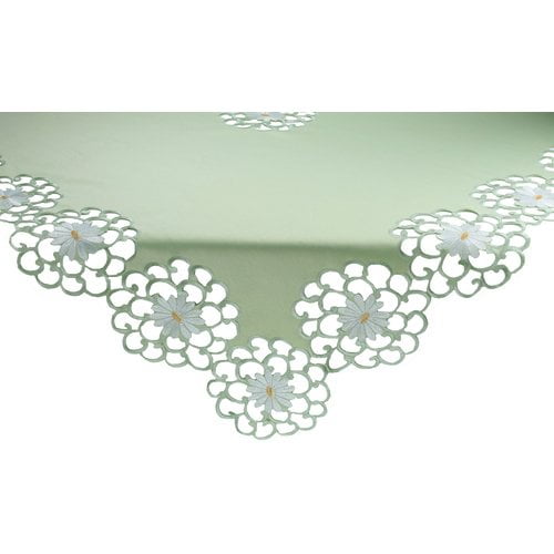 Xia Home Fashions Daisy Splendor Table Topper