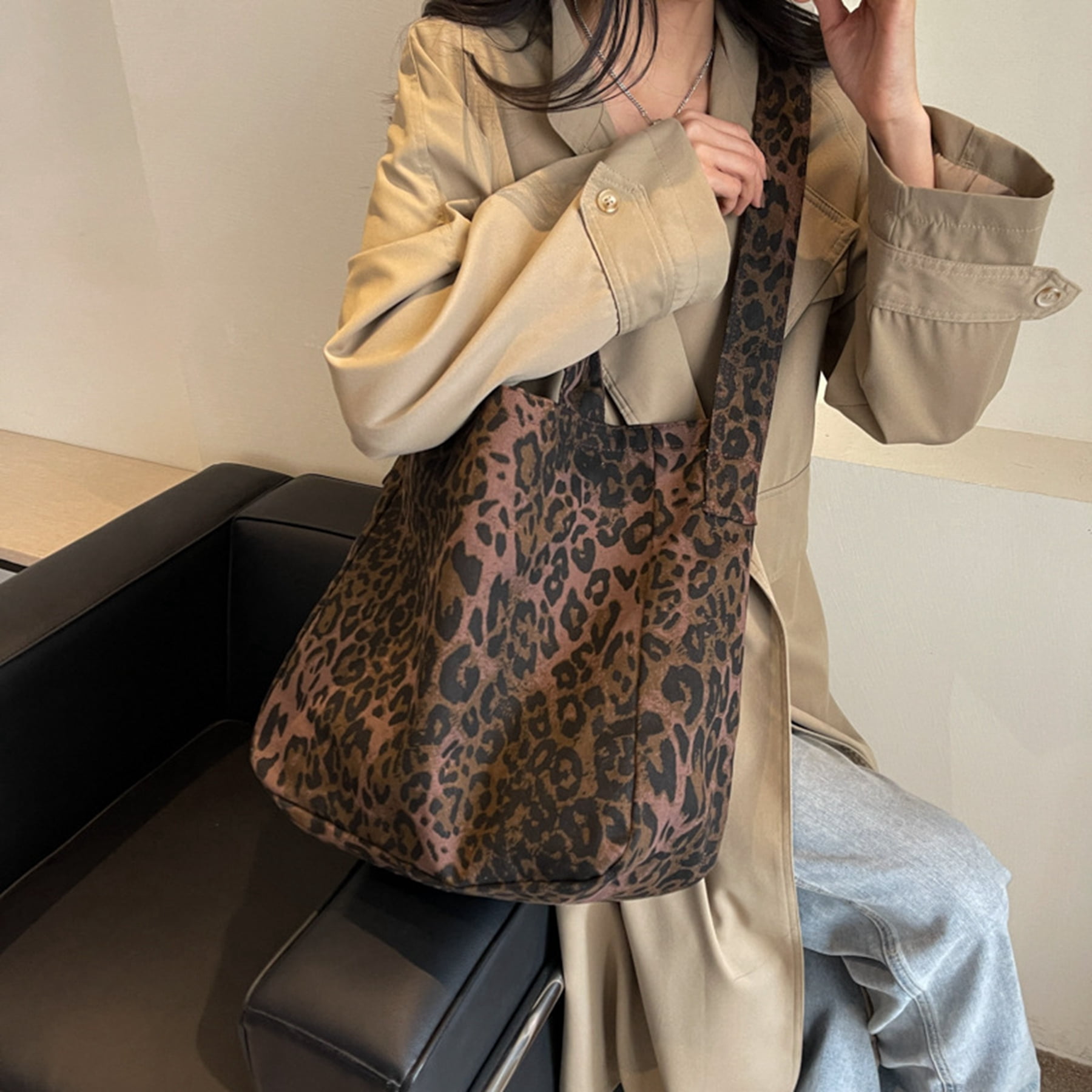 Xiaocao8 Leopard Print Crossbody Bag for Women Large Capacity Tote Bags Shoulder Bags with Zipper,Coffee