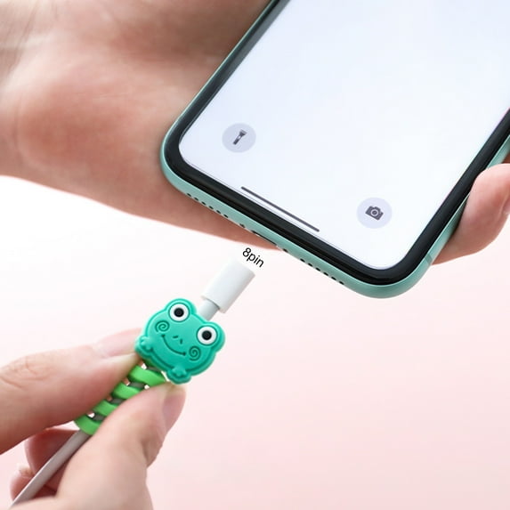 Xinyolin 2Pcs Cartoon Animal Bear Cable Protectors Organizer for USB Charging Data Cord