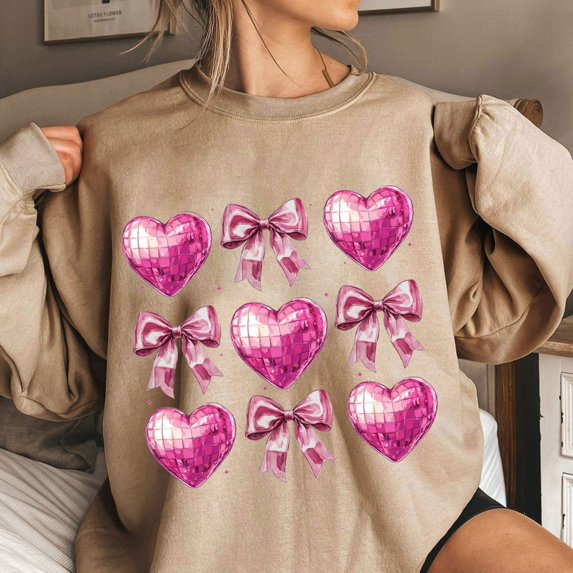 Xixinqiwan Women Valentines Day Hooded Sweatshirt,Women Valentine Heart Sweatshirt Vintage Pullover Tops Valentines Gifts for Girlfriend Wife