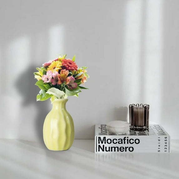 Xloro Small Ceramic Bud Vase for Flowers Mini Decorative Flower Vase for Dried or Fresh Arrangements Home Living Room Dining Table Shelf Decor (1Pc 2"x3"x1")