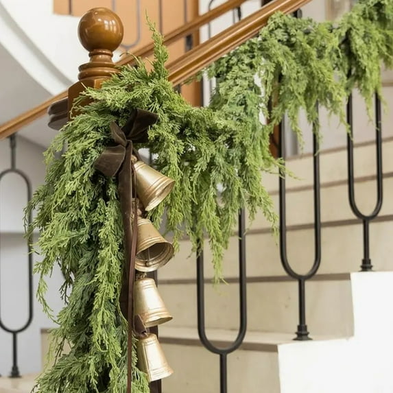 Xmas Garland,Christmas Garland For Door Frame,Winter Garland,Simulated Pines Leaf Rattan Artificial Christmas Pines Needle Leaf Rattan Winter Mantel Tabletop Porch Decoration Holiday Wreath Green