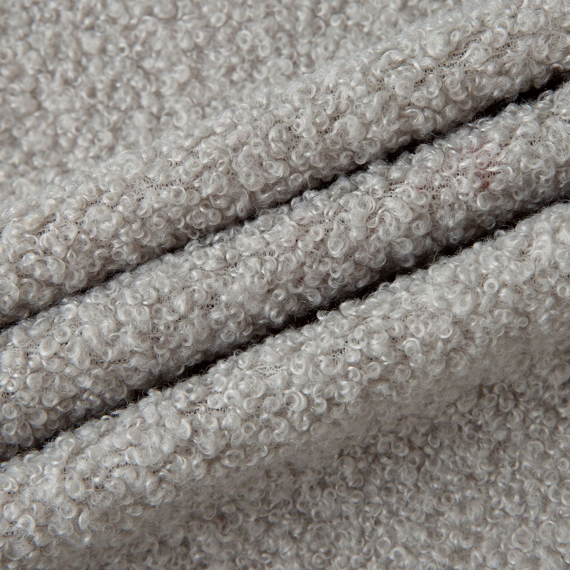 XmhyTop-A Plush Fabric, Faux Fur Fabric, Craft Fabric Sewing Supplies, 1 Yard Soft Polyester Material for DIY Crafts, Clothing Home Decor,F46