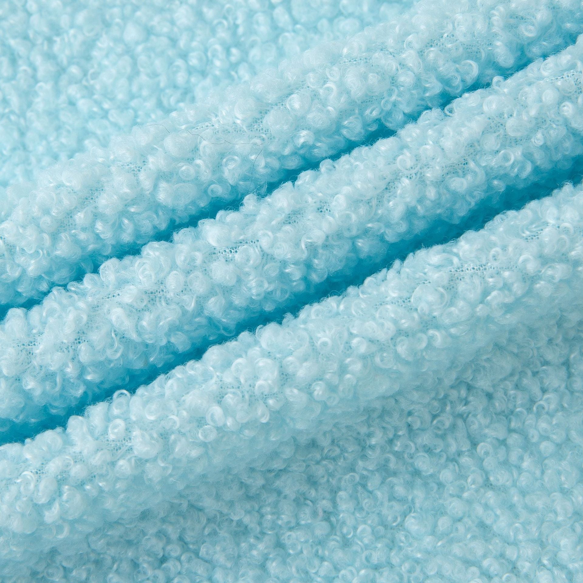 XmhyTop-A Plush Fabric, Faux Fur Fabric, Craft Fabric Sewing Supplies, 1 Yard Soft Polyester Material for DIY Crafts, Clothing Home Decor,F68