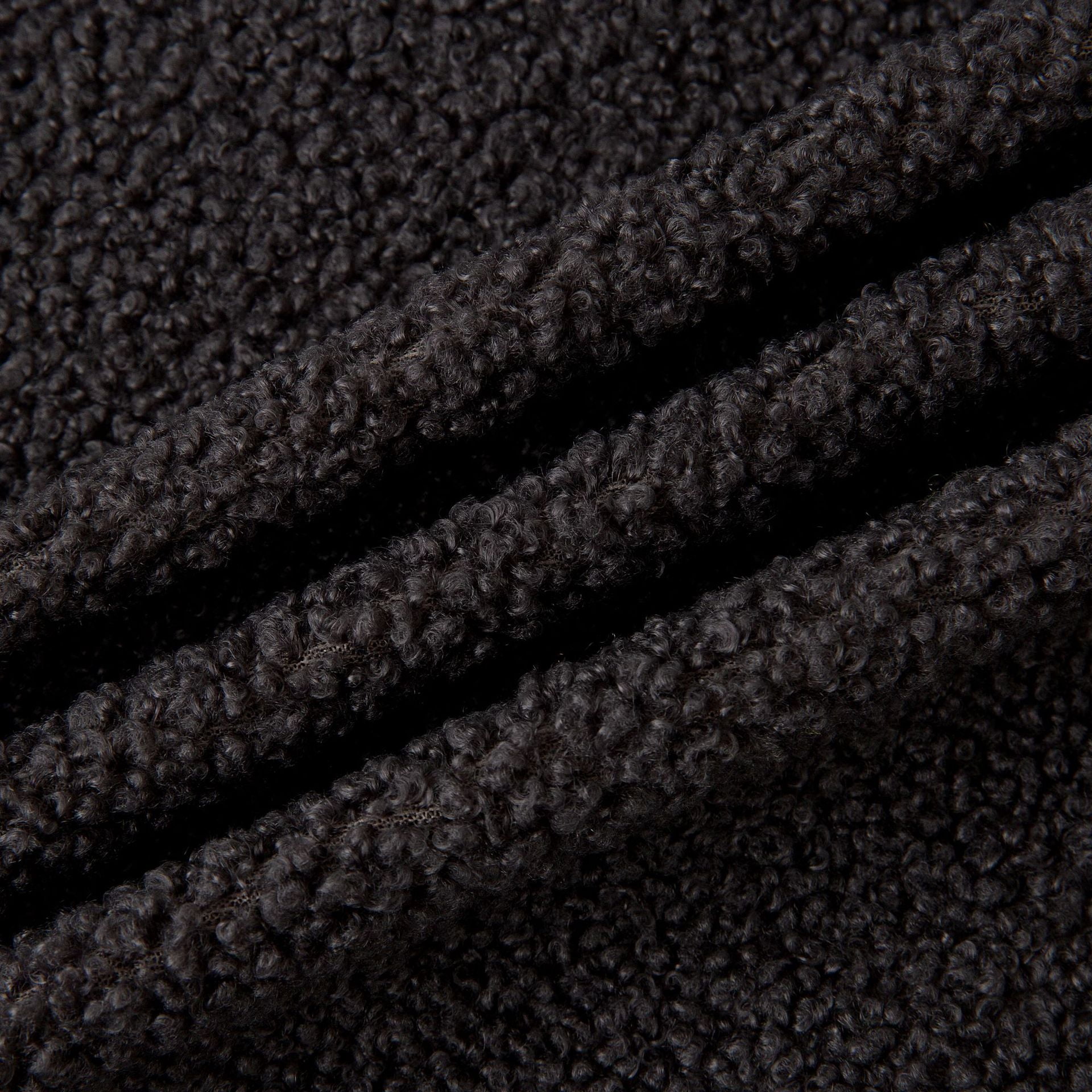 XmhyTop-A Plush Fabric, Faux Fur Fabric, Craft Fabric Sewing Supplies, 1 Yard Soft Polyester Material for DIY Crafts, Clothing Home Decor,F82