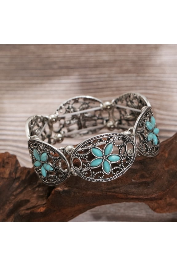 -A Turquoise Bracelet, Vintage Turquoise Stretch Bangle, Bohemian Fashion Accessory,T16