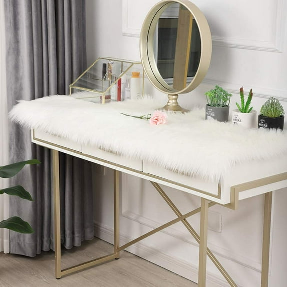 XmhyTop Solid Color Plush Table Runner,Faux Sheepskin Decorative Shaggy Dresser Scarf,Not-Slip Desk Pad Food for Christmas Weddin,Luxury False Fur Dresser Tablecloth-White 40x100cm(16x39inch)