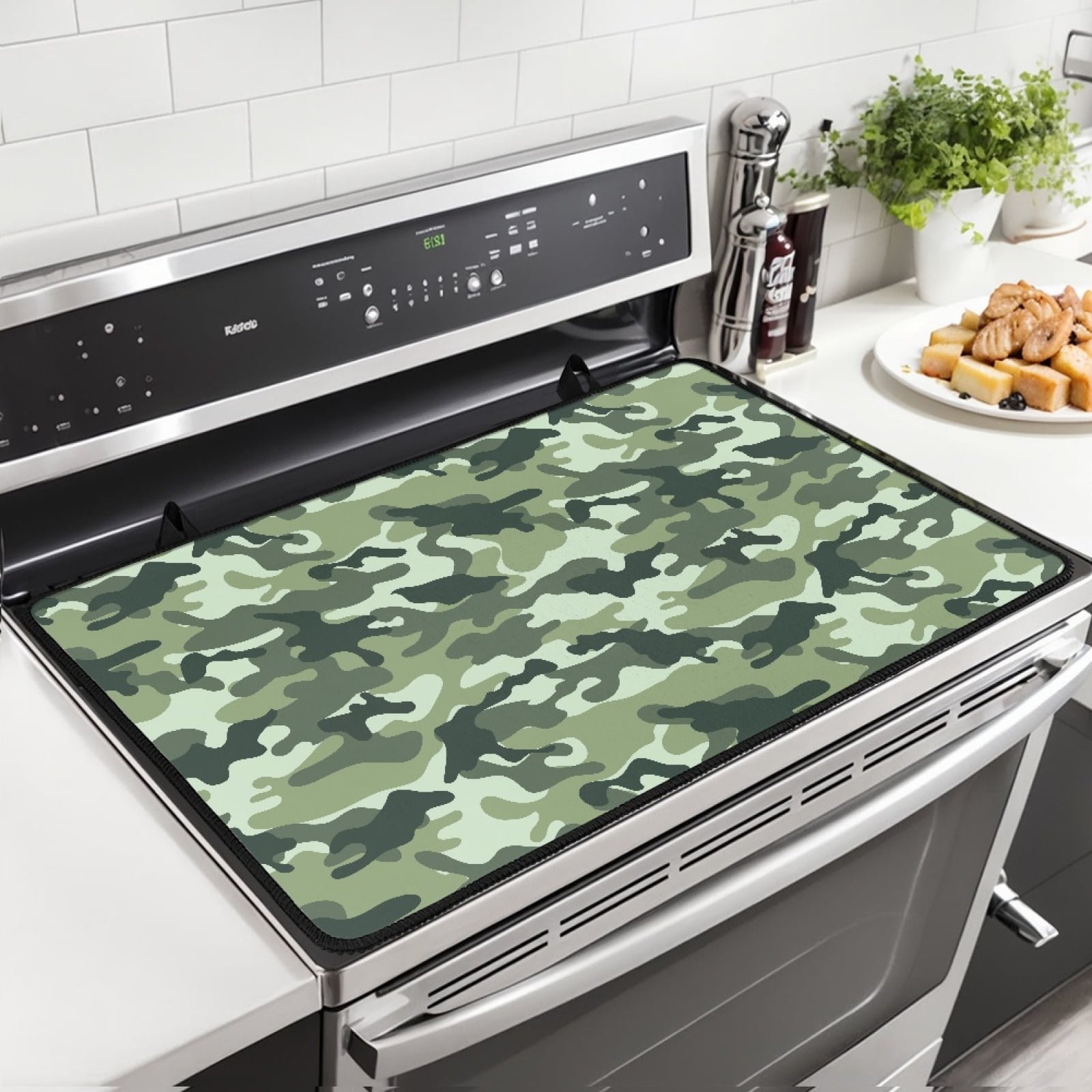 Xoenoiee Green Camo Print Glass Cooktop Protector, Large Glass Stove Top Cover Protector Stove Top Covers Kitchen Decor Accessories, Prevent Scratching Expands Usable Space Thick Rubber