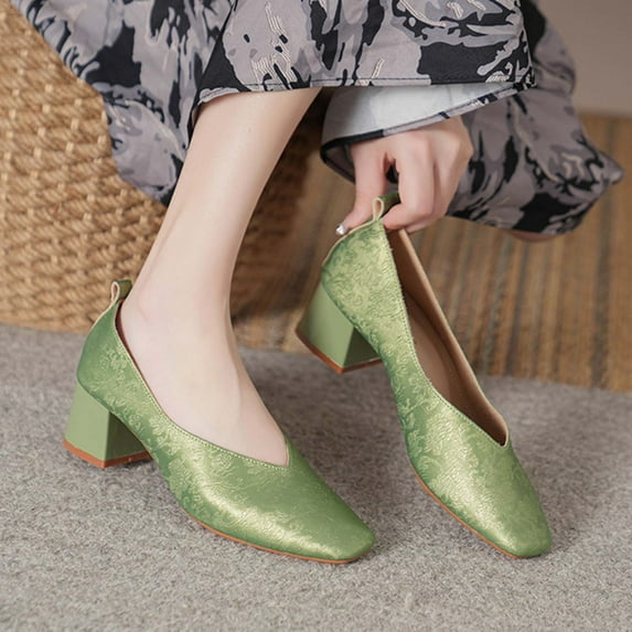 Xucatan Floral Embroidered Short Bootie for Women Traditional patterns Vintage Casual Pointed Toe Low Top Lace up Shoes Comfortable Chunky Block Heel Ankle Boots Gift