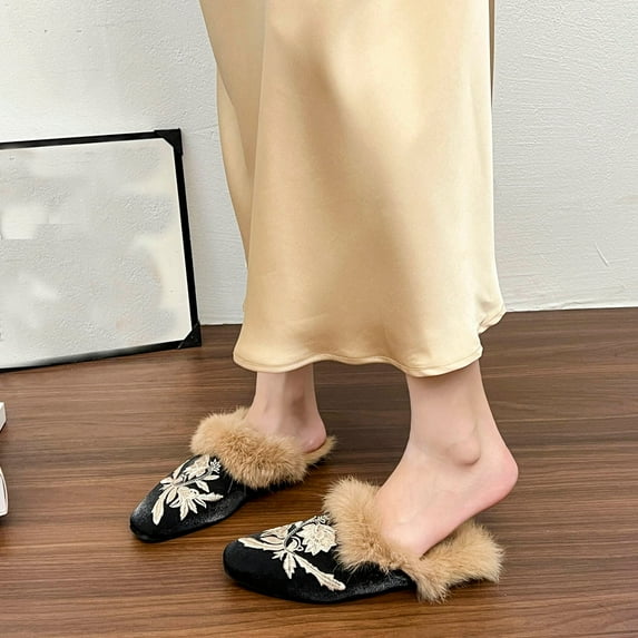 Xucatan Women's Ethnic-Style Thick Cotton Lined Snow Boots - Large Size, Warm & Comfortable Short Design for Snowy Ground Non-slip Memory Foam Winter House Shoes Indoor Gift