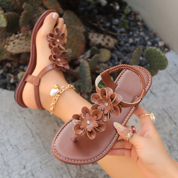Xucatan Women's Floral Flat Sandals, Summer Boho Beach Thong with Rhinestone Accent, Lightweight Flexible Walking Footwear for Outdoor Vacation Gift