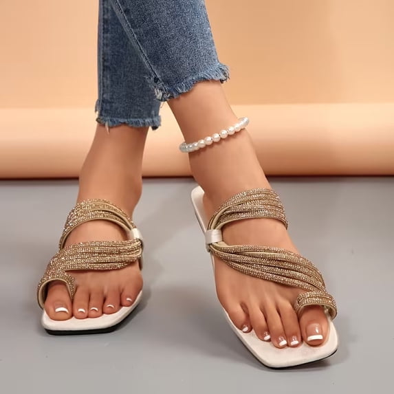 Xucatan Women's Gold Glitter Thong Sandals, Rhinestone Embellished Flat Open Toe Shoes with Cushioned Sole, Sparkly Casual Summer Beach Footwear, Versatile Design for Spring Outdoor Gift
