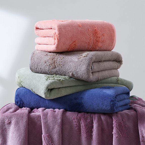 Xuniizn Bath Towel and Wash Cloths Set: 1* Crown Pattern Bath Towel 70x140Cm, 100%Polyester, Highly Absorbent & Fade Resistant