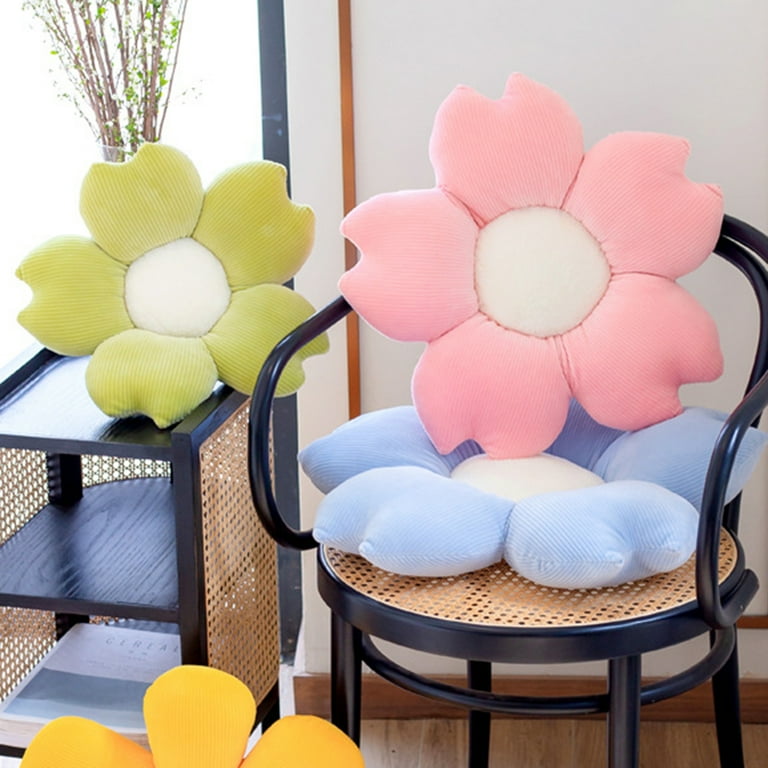 Flower shaped 2024 throw pillows