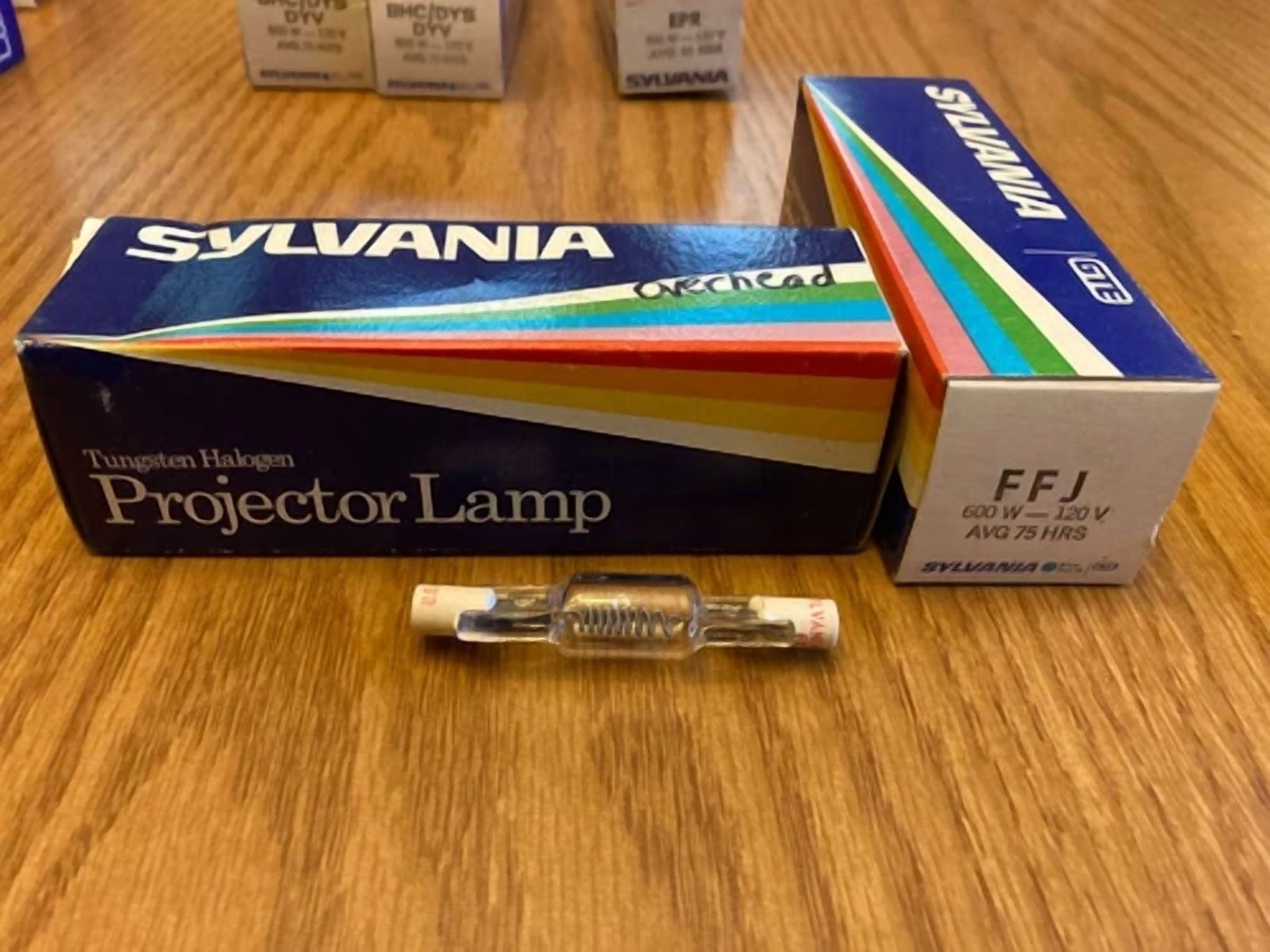 YANI- Sylvania Ffj Projector Lamp Bulb 600 W 120 V New Old Stock Lot Of 2 Bulbs