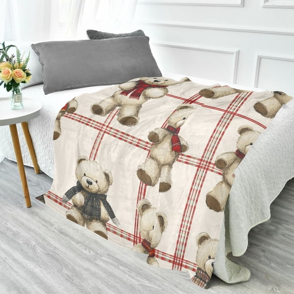 YAZAOO Travel Blanket Camping Blankets Fashion Bear Hugs and Checkered Love Patten
