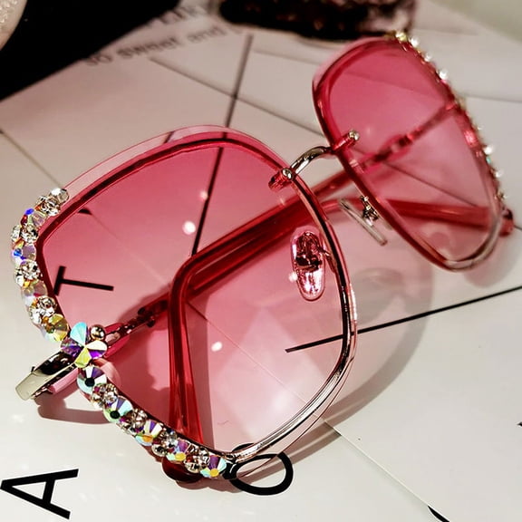 YCNYCHCHY 2021 New Sunglasses For Women: UV Protection Sun Protection Round Face Slimming Net Red Rhinestone