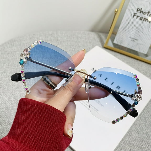YCNYCHCHY Sunglasses For Women UV Protection Sun Protection Round Face Slimming Effect Net Red Rhinestone Sunglasses For Women Han Banchao