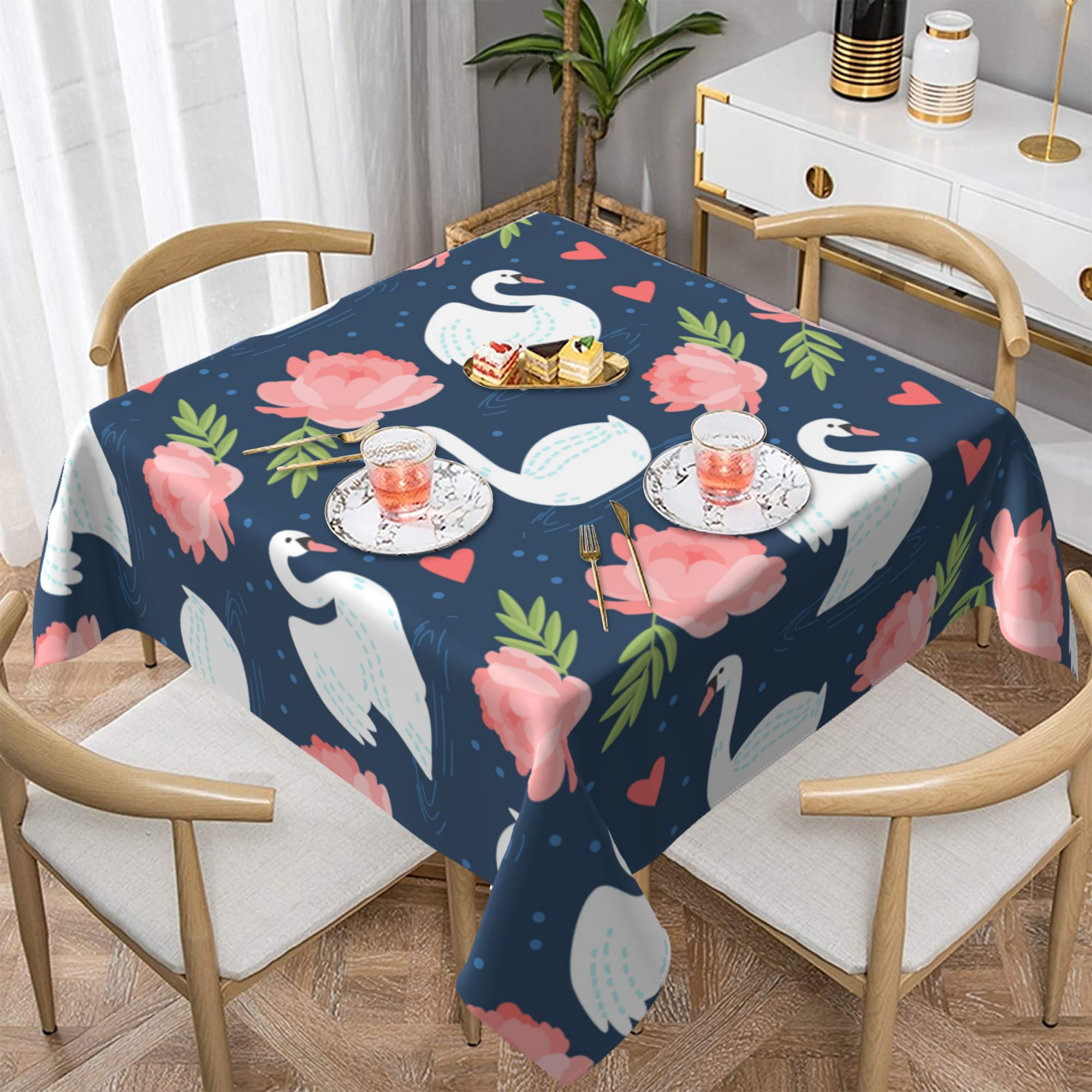 Squared The Snail Family Table Cover main image 1