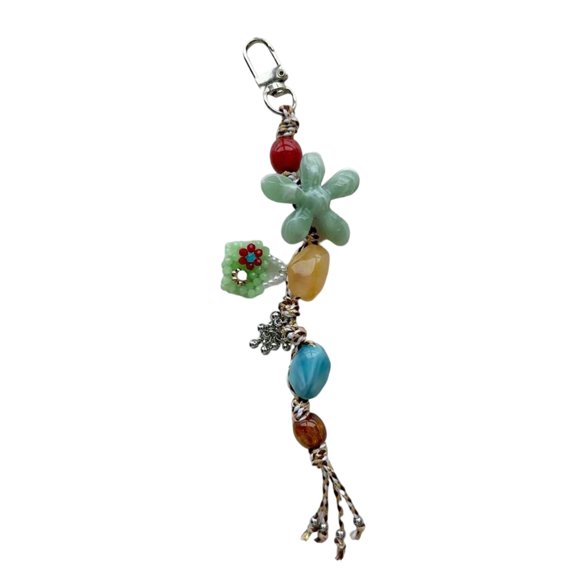 YIEMEEN Resin Floral Bead Keychain Vintage Charm Design Multipurpose Fashion Ornament