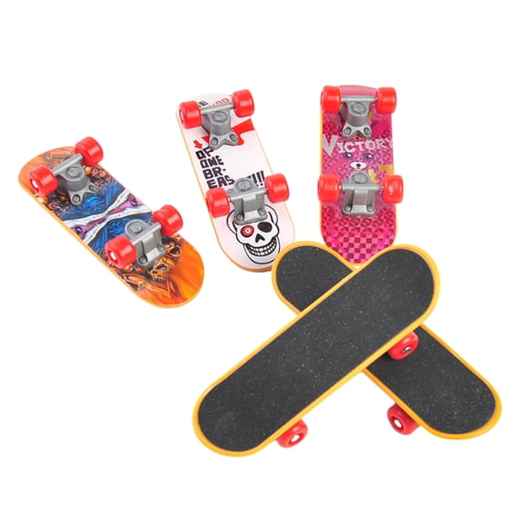 YIFAEUX Parrot Scooter Matte Surface Mini Skateboard Parrot Toy Flexible Wheel Bird Training Toy for Budgies Parakeets