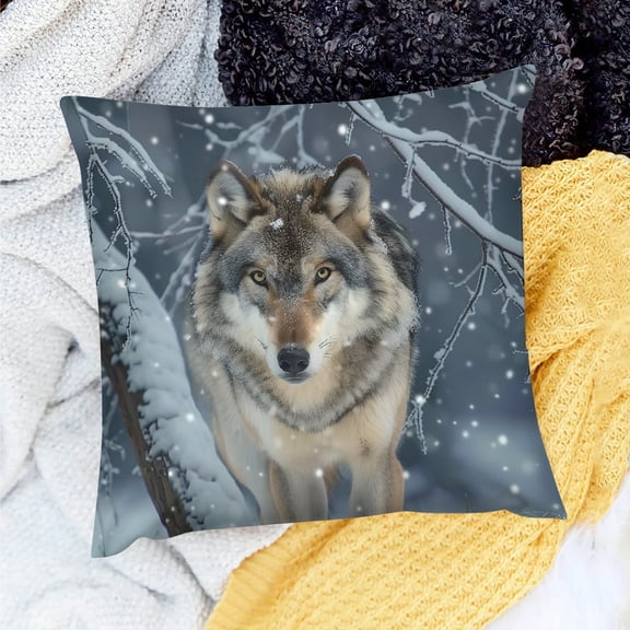 YILUYINQING Wolf Snow Wildlife Pillow Cushion Cover Farmhouse Decor 24x24in