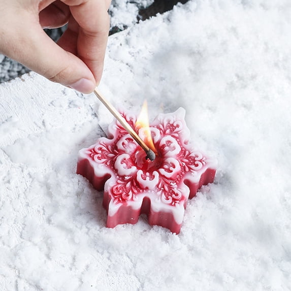 YIMWNYI Christmas Snowflake Aromatherapy Candle, Scented Candle, Long Lasting Burn, Romantic Gift for Home Decorations, Ideal for Housewarming, Graduation, Thanksgiving, and Christmas Exchanges
