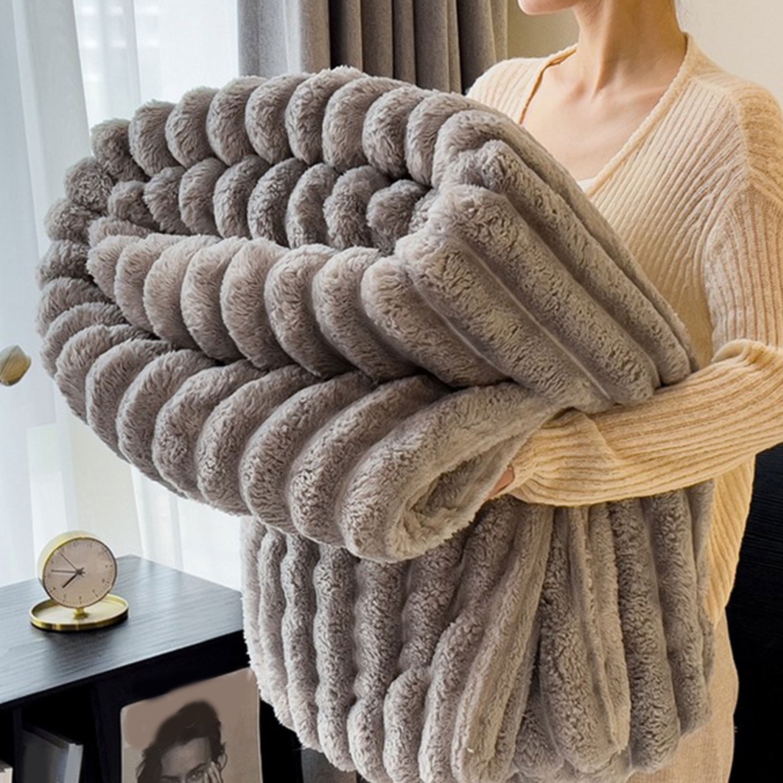 YIMWNYI Double Layer Raschel Blanket, Super Warm and Cozy Fleece for Winter Nights, Stylish Striped Design, Perfect for Beds, Sofas, and Cozy Moments