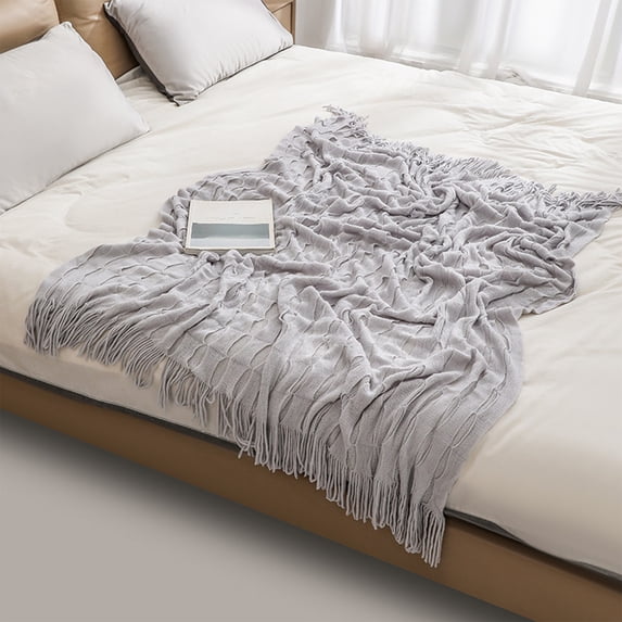 YIMWNYI Soft Knitted Throw Blanket, Fringed Fleece Sofa Blanket, Cozy Sleeping Blanket for Couch, 176x127cm, Warm and Lightweight, Perfect for All Seasons, Easy Care