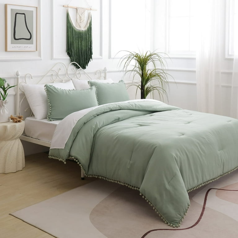 Aesthetic comforters deals